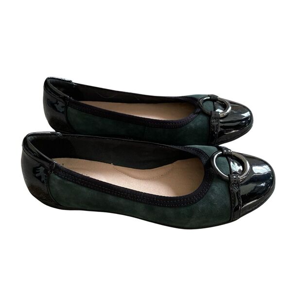 Clarks Gracelin Ballet Flats 7 EU 37.5 Dark Green Suede Leather Comfort - Picture 1 of 8